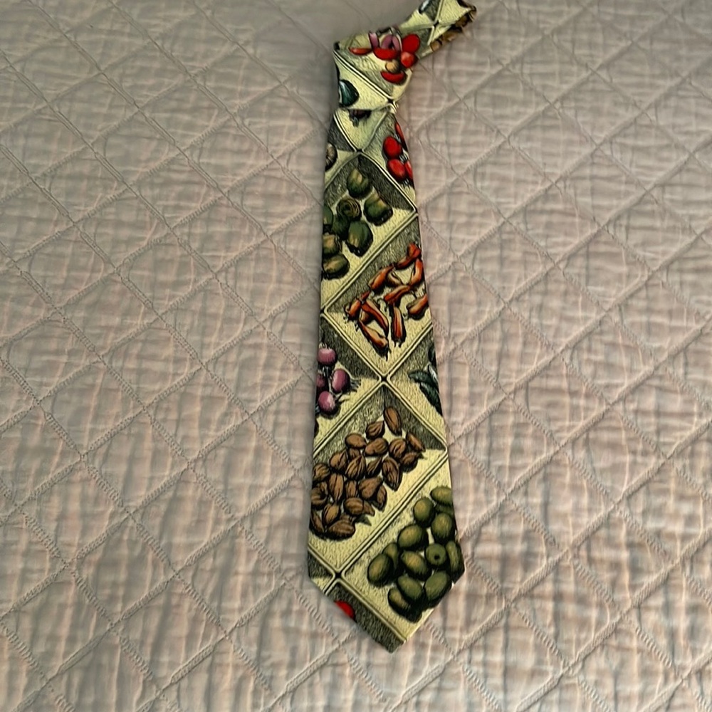 Antipasto?Wonderful conversational tie.